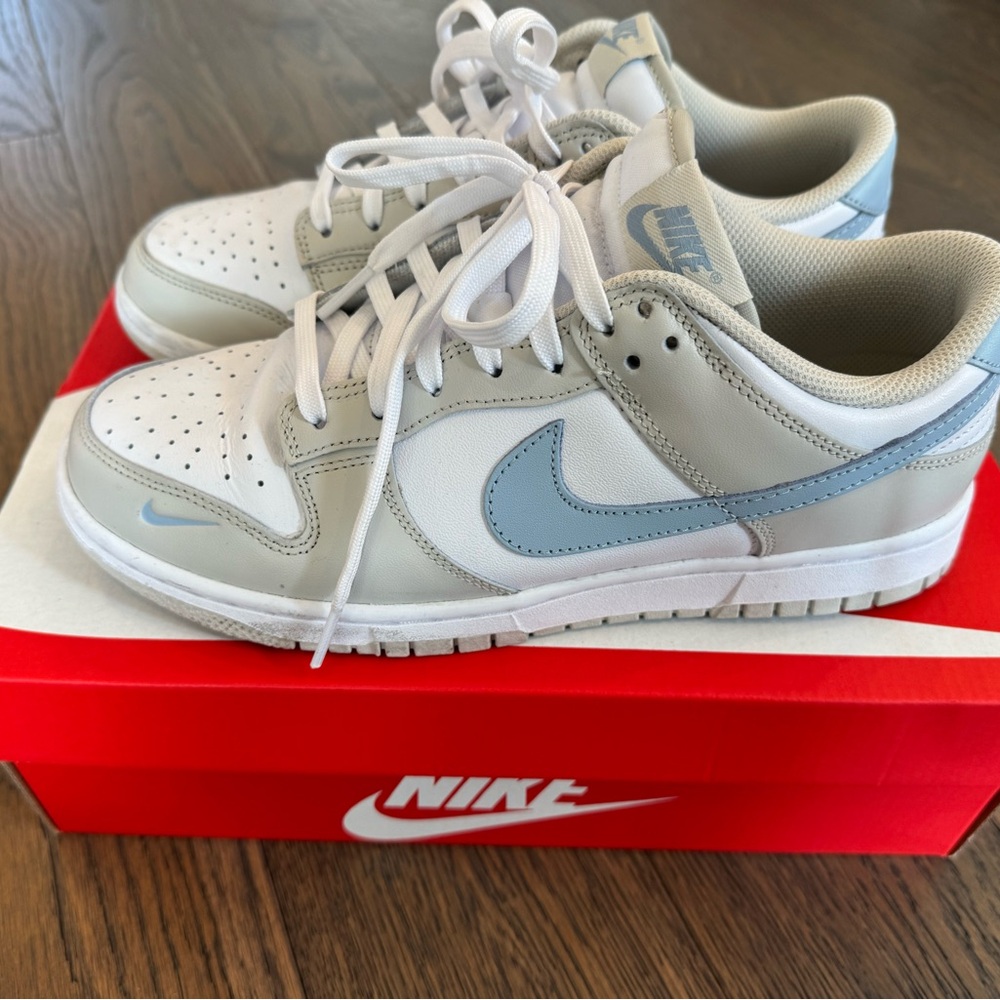 Nike Dunk Low - Light Bone Armory Blue Size: 9 Women - Picture 4 of 6